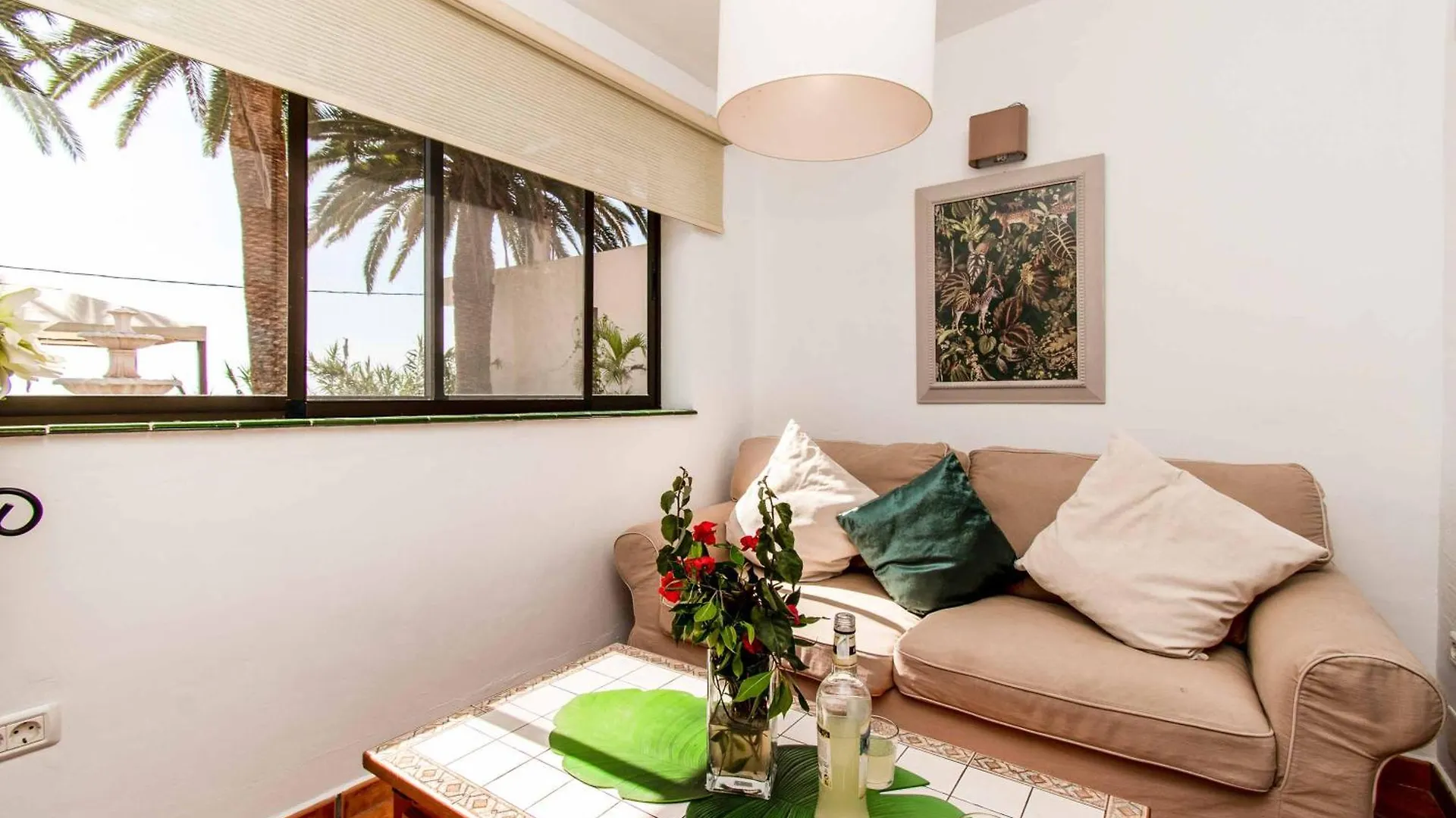 Villa Isabel Sol 阿德耶