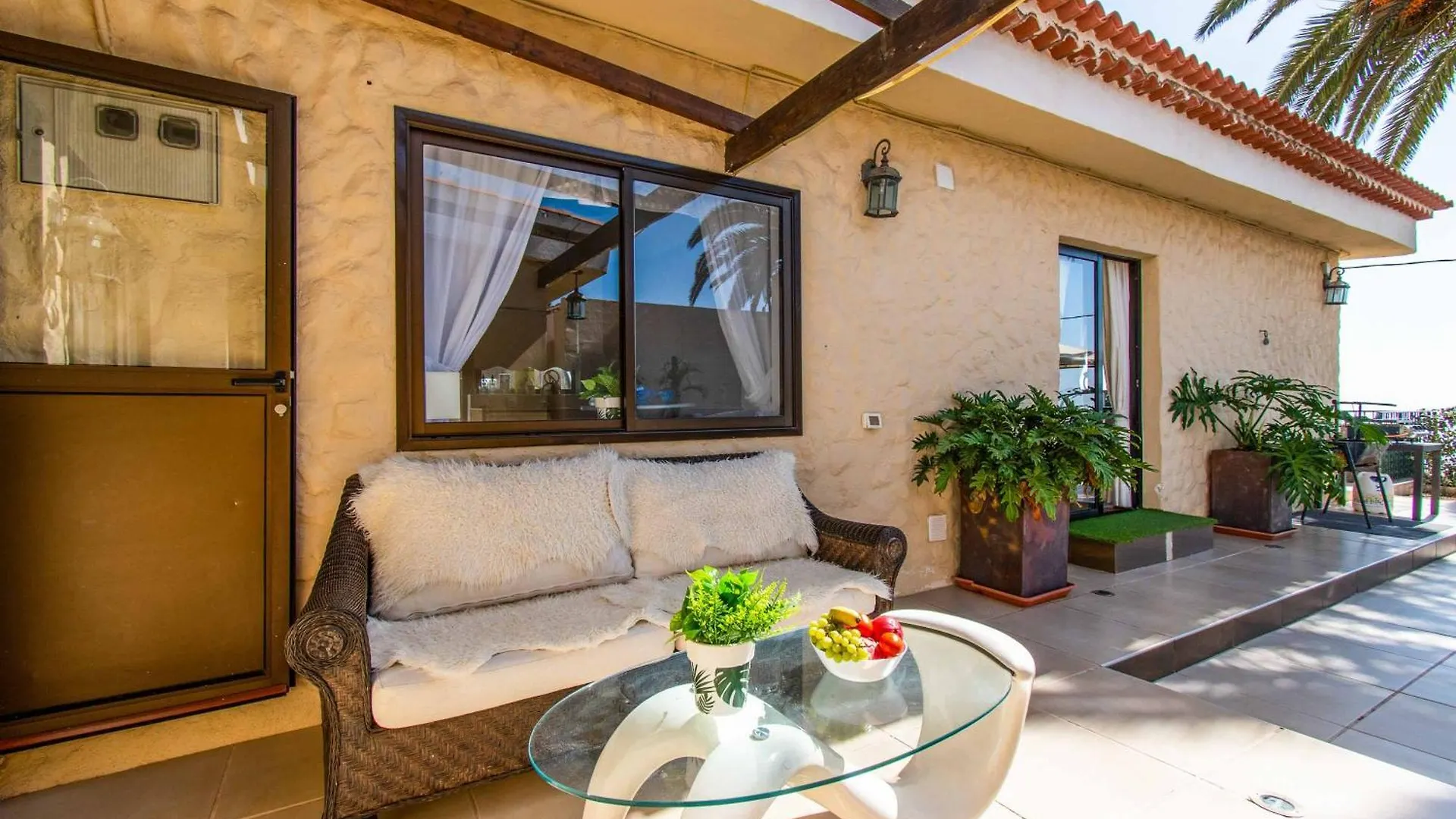 Villa Isabel Sol 阿德耶